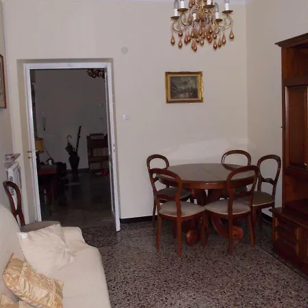 Casa Iaia Nyaraló *